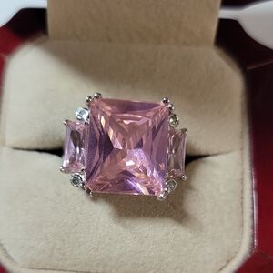 Elegant Pink Square-Cut Statement Ring - Women Jewelry